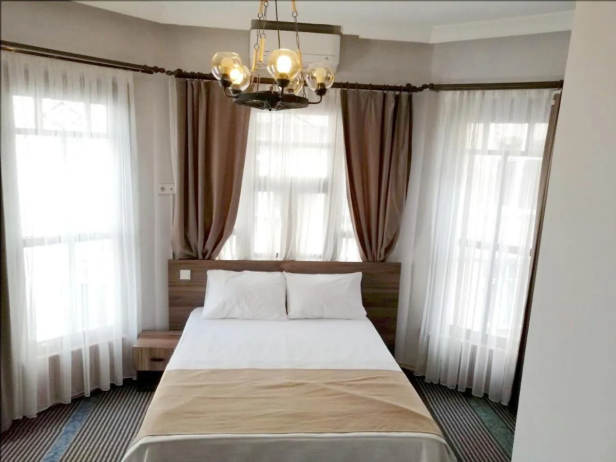 Oda ve Kahvaltı Masal Suite İstanbul Türkiye