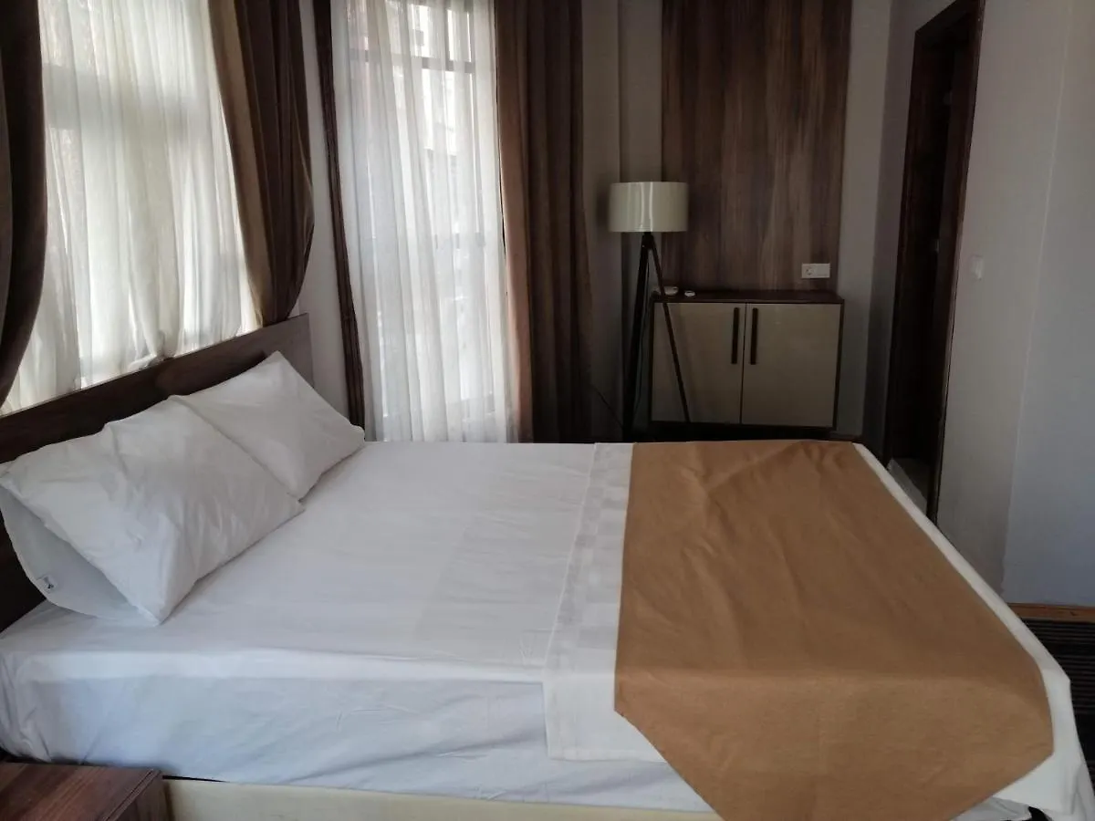 Oda ve Kahvaltı Masal Suite İstanbul