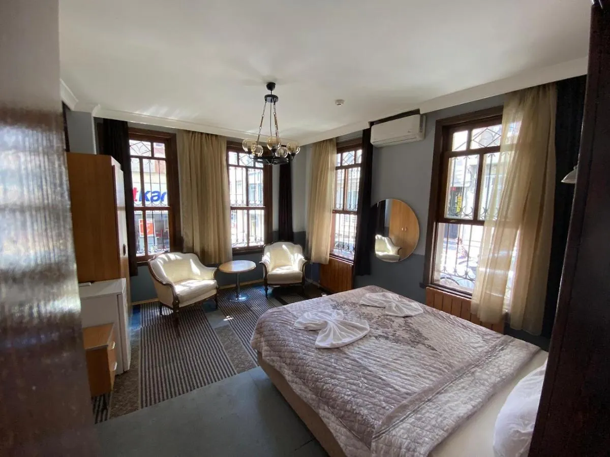 Oda ve Kahvaltı Masal Suite İstanbul